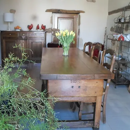 La Grange Du Bourg Nocleg ze śniadaniem 3*